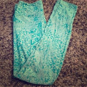 LuLaRoe paisley leggings